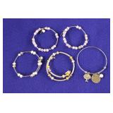5 Vantel Pearls bracelets