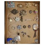 20 brooch pins: Coro, Winard & more - Pendant