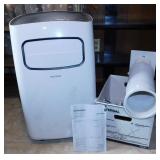 Pelonis portable air conditioner w/ manual,