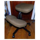 HAG Balans vital ergonomic kneeling chair,