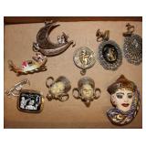 Vintage Selro Selini Asian Princess clip-on