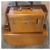 3 piece Mid Century Samsonite Streamlite luggage,