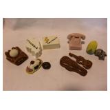 4 pairs porcelain salt & pepper shakers - 4