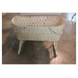 Baskenette Burlington Iowa portable bassinet w/