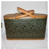 1980 Burlington Hawkeye green woven picnic basket