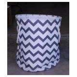 Canvas storage basket w/ rope handles -
