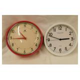 2 wall clocks