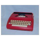 Petite Elite typewriter