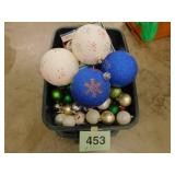 Rubbermaid 14 gallon tote: Christmas ornaments -