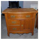 Oak wash stand, large drawer over 2 doors with