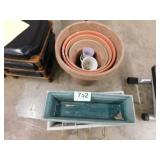 Assorted planters - Pots - Deck hanging holders