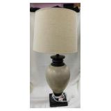 Ginger jar shaped table lamp w/ crackle glaze
