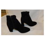 Ladies Marc Fisher black suede Dyvine ankle boots,