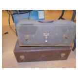 Kennedy Kits T-18 metal tackle box w/ some