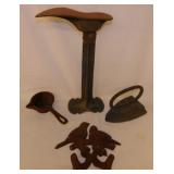 Cast iron: Sad iron - Shoe last - Birds coat hook