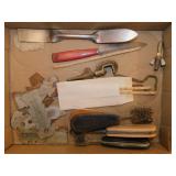 Duro Dyne sawtooth steel plate gauges - Welder