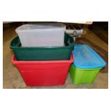 6 storage totes & 1 lid