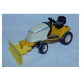 Ertl Cub Cadet HDS3206 Lawn Mower w/ Snow Blade,