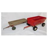 Ertl flarebox farm wagon - Wooden Auctioneer