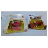 2 new Ertl IH International Harvester combine