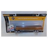 New 2005 Ertl International COE Semi Truck w/