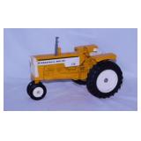 Ertl Minneapolis Moline G750 narrow front