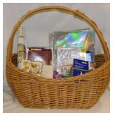 Large woven basket full of note cards - Notepads