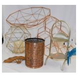 Metal geometric home dï¿½cor: Flameless pillar