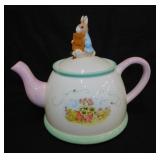 2002 Beatrix Potter Peter Rabbit teapot -