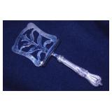 Towle sterling silver Old Colonial petit four