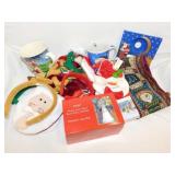 Christmas dï¿½cor: Silverplate angel bell in velvet