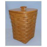 1997 Longaberger Medium Spoon basket w/ lid