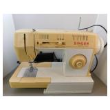 Singer portable electric sewing machine