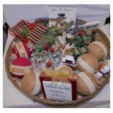 Christmas home dï¿½cor in large galvanized &