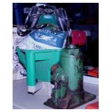 Bottle jack - Grass seed & hand seeder -