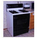 Kenmore gas range stove w/ self cleaning oven &