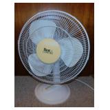Oscillating 3 speed 18" fan