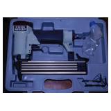Tool Shop 18 & 19 gauge air brad nailer in case