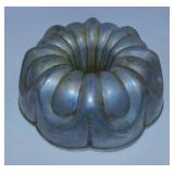 Westbend aluminum bundt cake pan -