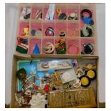 Costume jewelry: Brooch pins - Earrings - Fancy