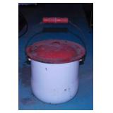 Vintage Lafayette enamelware chamber pot w/ red