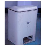 Vintage metal step to open trash can, 17' tall