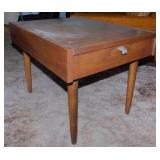 American of Martinsville end table w/ single