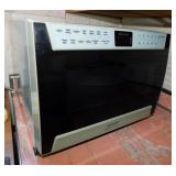 Sharp digital microwave oven w/ glass turntable,