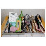 Kitchen utensils: Homer Illinois Grain Co. ice