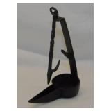 Antique cast iron Betty Crusie oil lamp w/