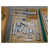 Craftsman sockets - Wrench - 4 screwdrivers