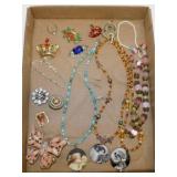 3 portrait glass bead necklaces - Glass bead