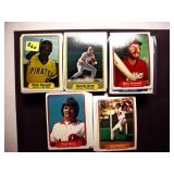 476 different 1982 Fleer baseball cards