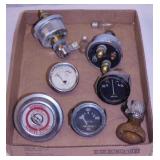 Automobile gauges - suicide steering wheel knob -